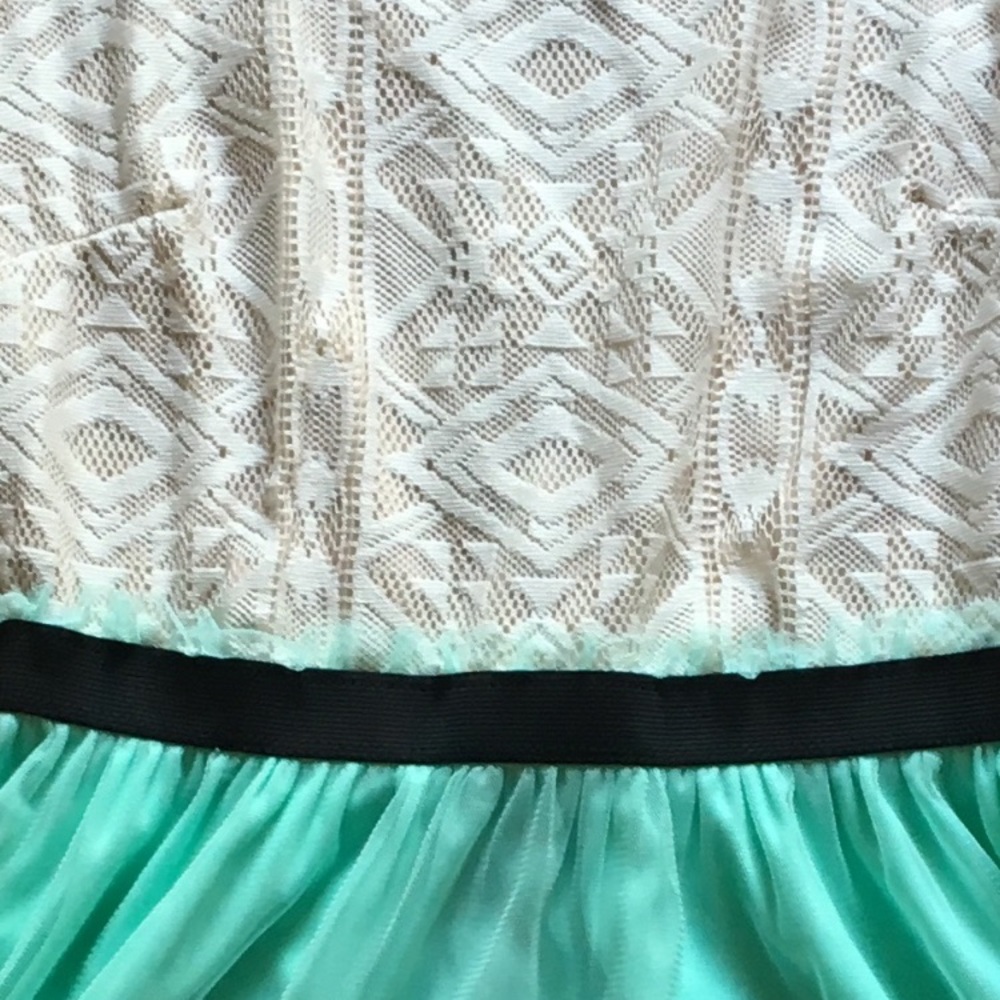 Patterned dress - Picture 3 of 3